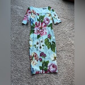Dolce & Gabbana floral dress. Knee length. Size 38 or size 2-4US. Worn once.